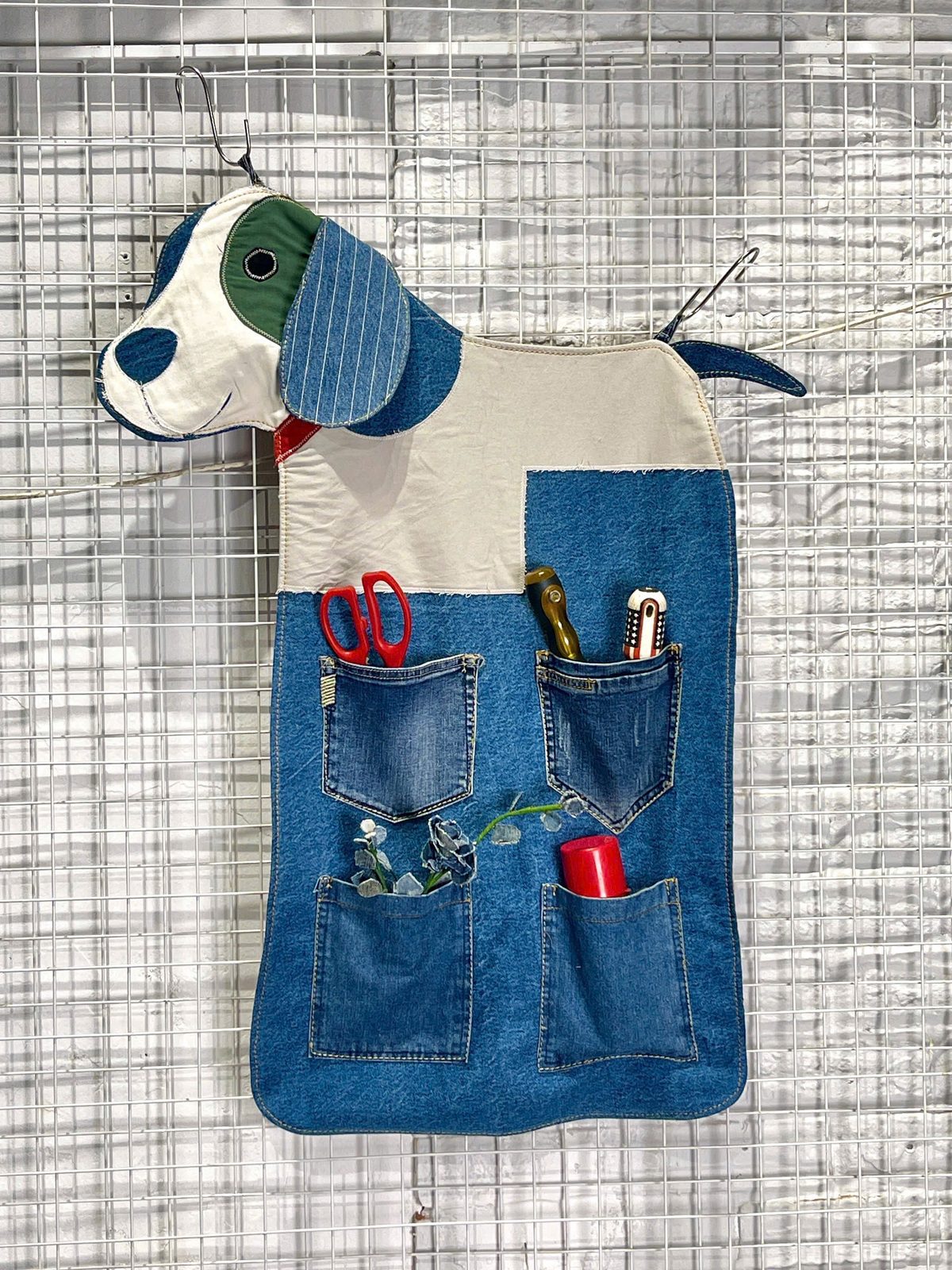 Beagle dog wall pocket organizer in recycled denim